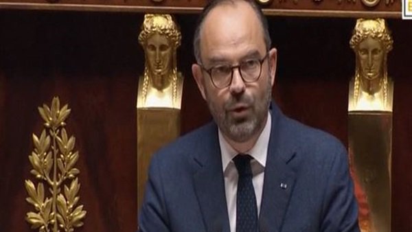اقتراح جديد لحل أزمة أصحاب السترات الصفراء بفرنسا